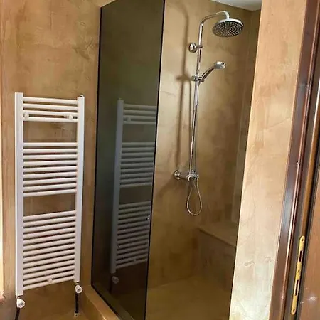 The In The Trees Hébergement de vacances Tsagkarada